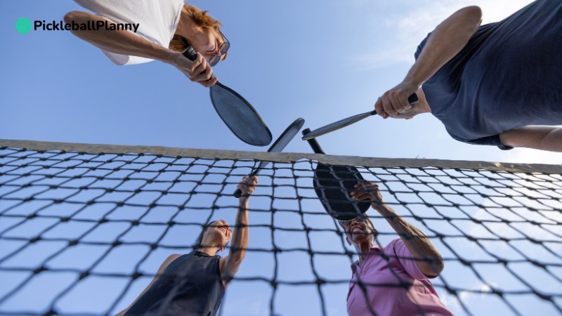 How do you play Pickleball